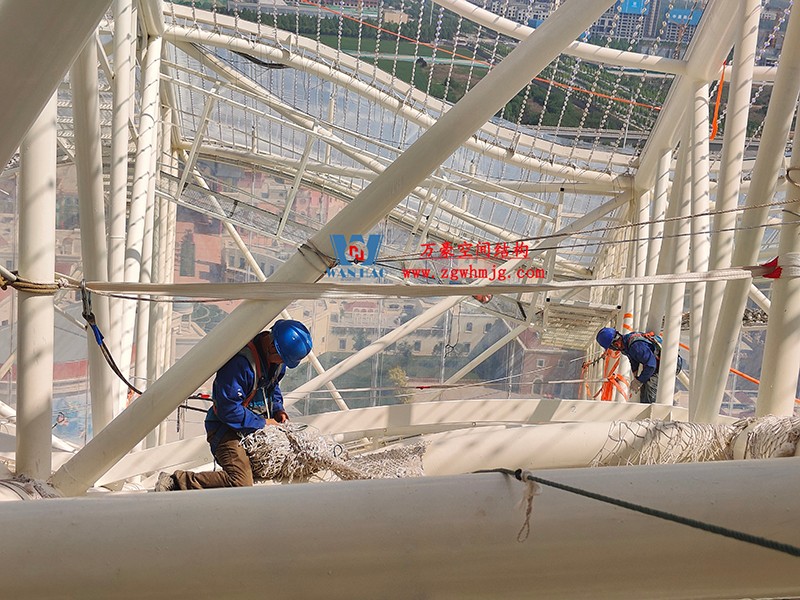 勞動(dòng)最光榮，致敬一線工作者！