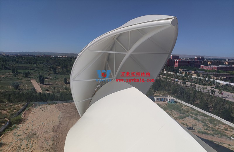 陜西定邊馬蓮灘沙漠公園鋼膜結(jié)構(gòu)工程“奮力快跑”，工程“進(jìn)度條”刷新了!