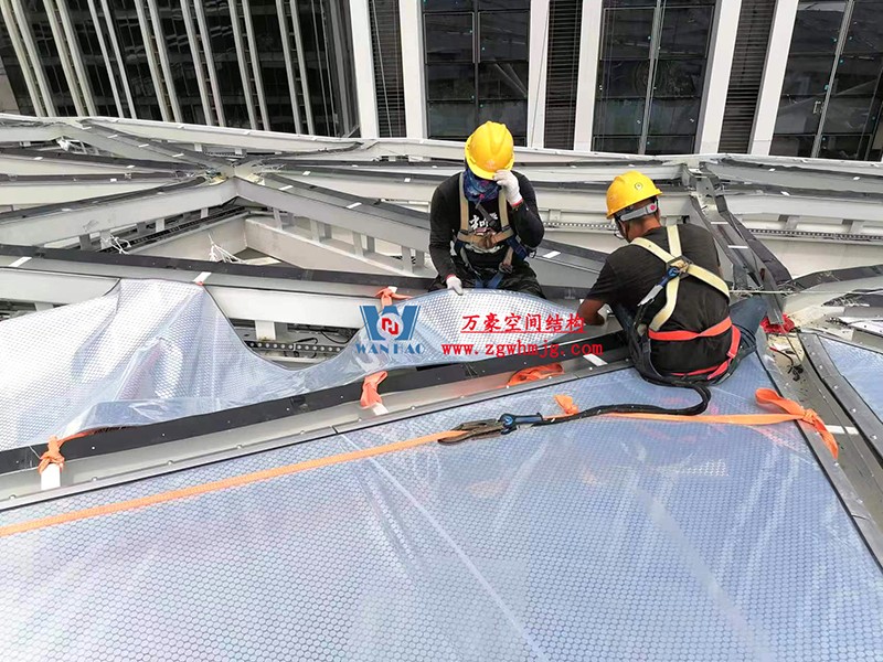 縱使烈日炎炎，腳步從未止歇！海南這個(gè)ETFE氣枕膜項(xiàng)目施工進(jìn)度有最新消息