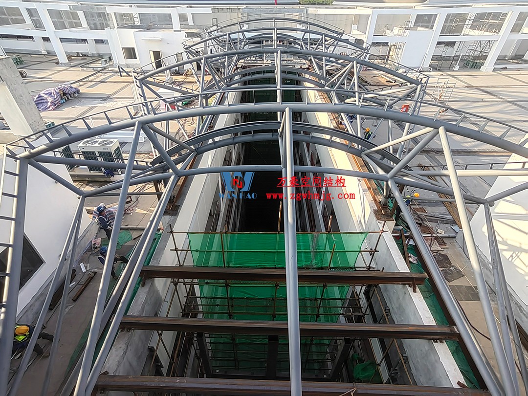 全力以赴高效推進項目施工，高質(zhì)量完成建設(shè)任務(wù)