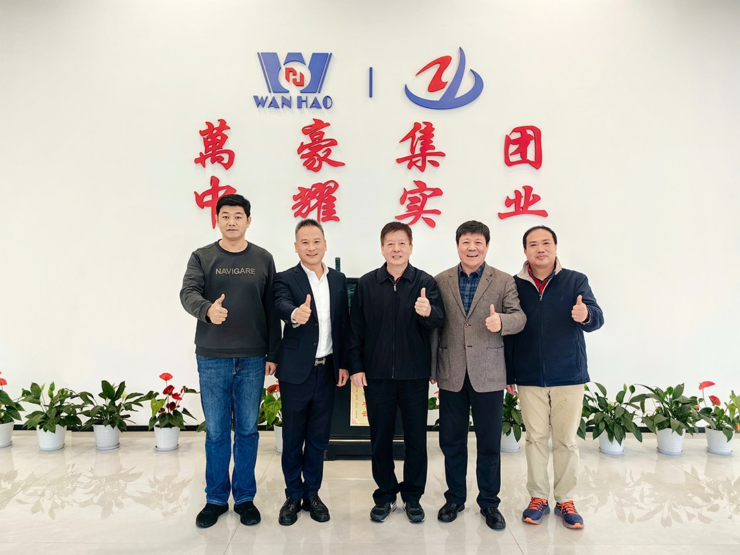 中國鋼結(jié)構(gòu)協(xié)會(huì)空間結(jié)構(gòu)分會(huì)領(lǐng)導(dǎo)專家一行蒞臨萬豪考察指導(dǎo)工作 中國鋼結(jié)構(gòu)協(xié)會(huì)空間結(jié)構(gòu)分會(huì)領(lǐng)導(dǎo)專家一行蒞臨萬豪考察指導(dǎo)工作