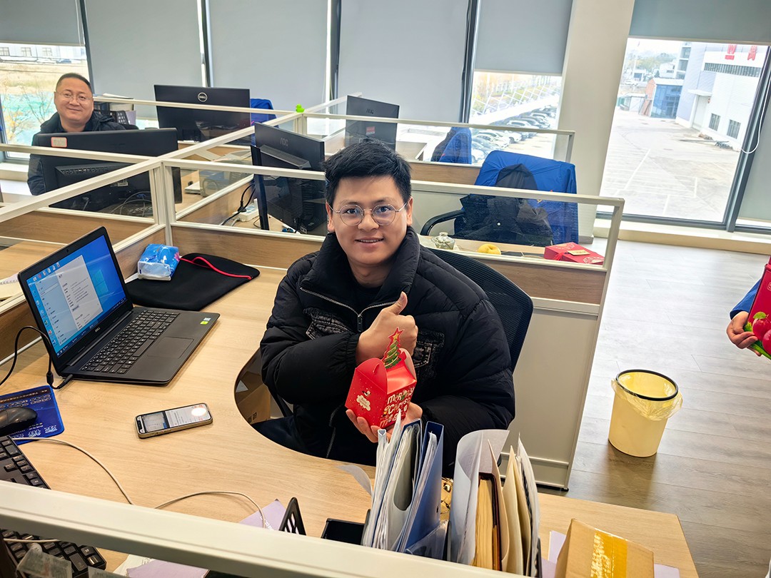 關(guān)愛員工，愛在萬(wàn)豪|暖心平安夜，傳遞“蘋”安幸福