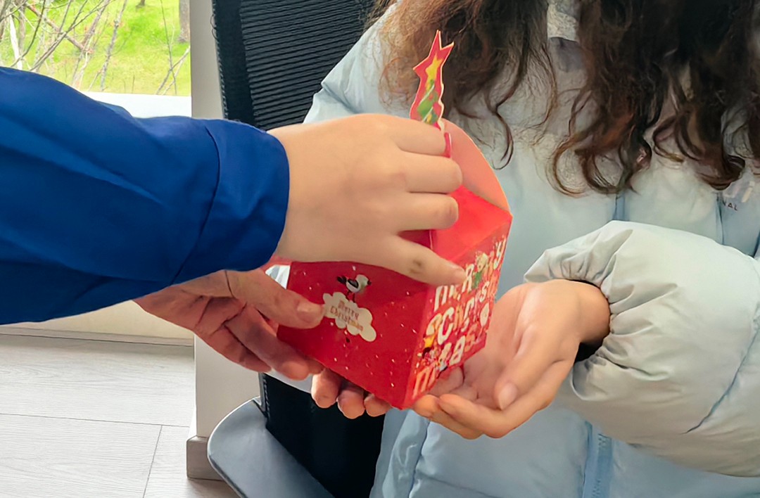 關(guān)愛員工，愛在萬(wàn)豪|暖心平安夜，傳遞“蘋”安幸福