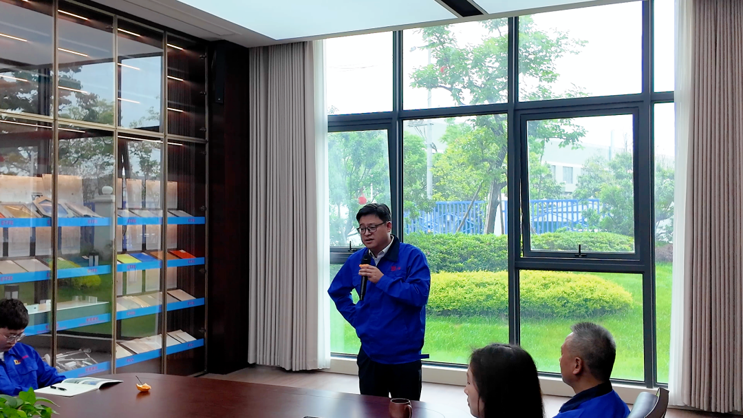 浙江萬豪空間結(jié)構(gòu)集團(tuán)有限公司隆重舉行“匠心傳承·共筑未來”師徒大會！