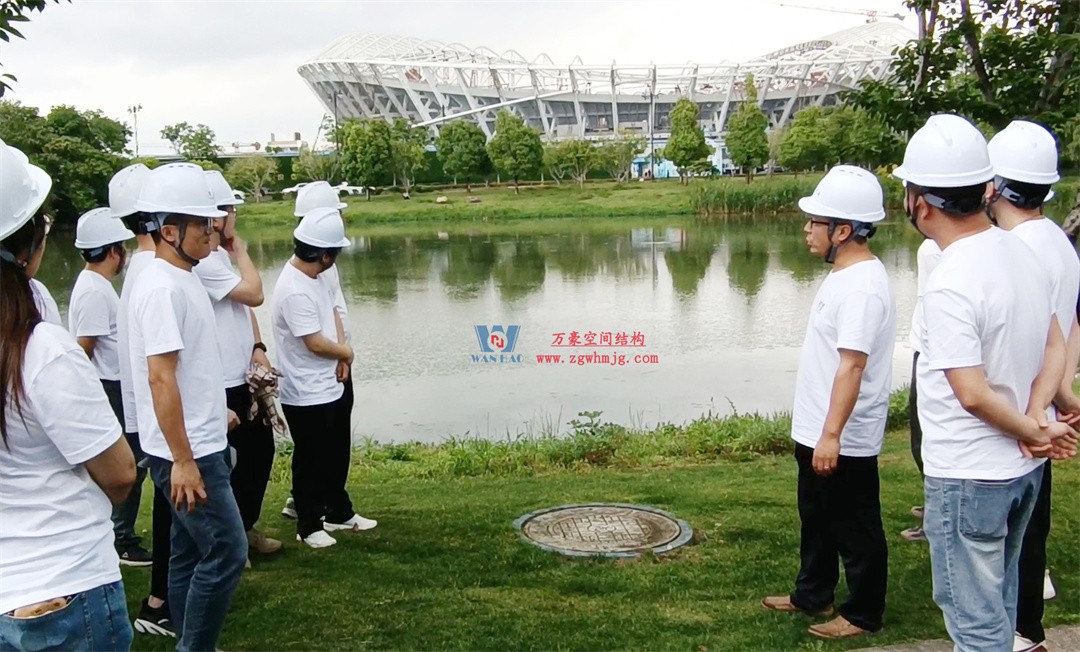 標(biāo)桿引領(lǐng)，智啟未來——萬豪集團(tuán)營銷、設(shè)計(jì)與技術(shù)骨干共赴無錫奧體中心，現(xiàn)場觀摩學(xué)習(xí)解鎖“創(chuàng)新密碼”