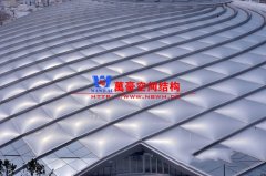 影響張拉膜結(jié)構(gòu)工程價(jià)格因素有哪些?張拉膜工程報(bào)價(jià)價(jià)格跟哪些有關(guān)？