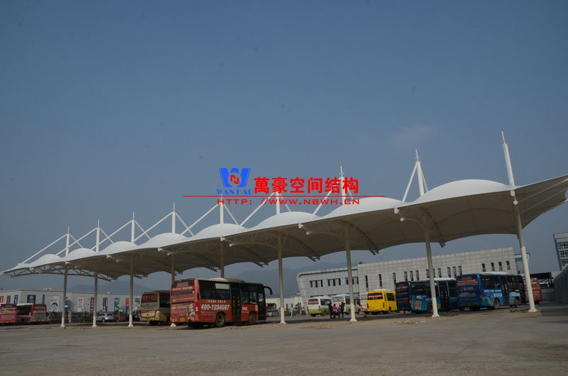 其他造型膜結(jié)構(gòu)車(chē)棚