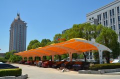 汽車車棚價格一般是怎么算的？膜結構車棚報價性價比是最高的嗎？