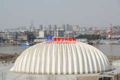 如何選擇合適的張拉膜結(jié)構(gòu)材料？膜結(jié)構(gòu)材料的選擇有哪些注意事項？