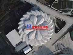 耗資11億、重達(dá)1280噸、40米高空上的“蓮花”杭州奧體博覽城網(wǎng)球中心開花了！