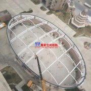 桐鄉(xiāng)寶馬花園屋頂加蓋膜結構項目鋼結構已完成并經初步驗收