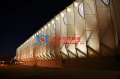 膜結(jié)構(gòu)是如何抵御惡劣天氣的？為什么膜結(jié)構(gòu)建筑應(yīng)用越來(lái)越廣？