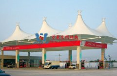 膜結(jié)構(gòu)加油站有什么優(yōu)點？為什么加油站頂棚優(yōu)先選擇膜結(jié)構(gòu)？